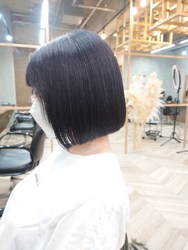 ピンク バイ アンジェリカ 瓢箪山店(PINQ by ANGELICA) #PINQ　#ぷつっとボブ　#ミニボブ　#ブルーブラック