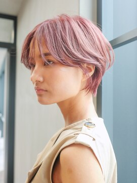 シオン(shion) フェザーショートメルティカラー似合わせカット_59513