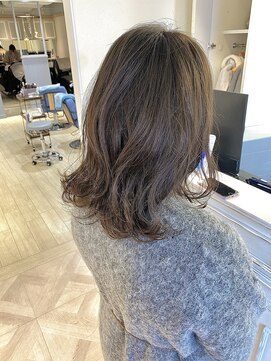 シェノン 赤羽店(CHAINON) 外ハネミディアムオリーブグレージュウェーブミディアム赤羽美容