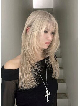 サイ(sai) 前髪/アンブレラカラー/こなれミディ/イメチェン/ウェーブパーマ