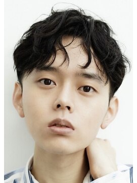 ゼンコー アオヤマ(ZENKO Aoyama) 黒髪×アップバング×ニュアンスパーマ[表参道/青山/渋谷]