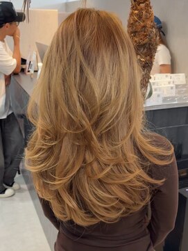 メリー オオサカ(Merly Osaka) 海外レイヤーカット/似合わせカット