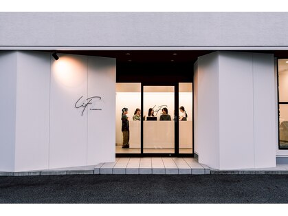 リフ(LIF by MIRROR TALK)の写真