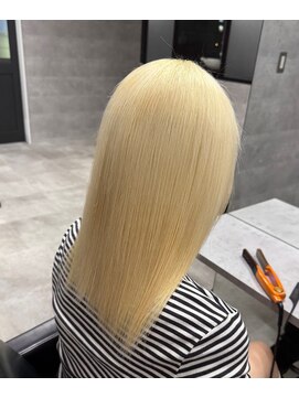 ルイス(L'wis) 抜きっぱなしブロンド