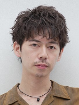 フィフス 天神大名(fifth) 天神メンズパーマルーズパーマシャドウパーマッシュウルフ緩め