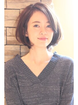 レウナ 外苑前(Reuna) 【30代・40代・50代】大人女性に人気ひし形ワンカールボブ