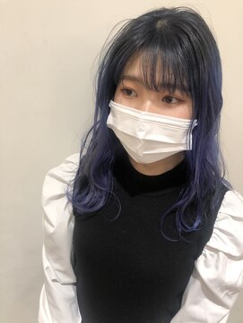 マカロンコワフュールドウシワカマル(macaron coiffure de ushiwakamaru) パープル×ブルー個性可愛い【沼津駅、沼津】