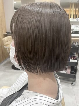 グロウ バイ フェイス(GLOW by face) 大人かわいいミニボブ 20代30代40代