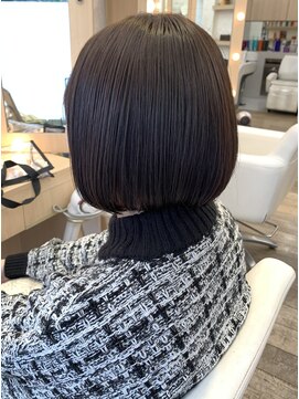 エレノア 渋谷公園通り店(Eleanor) 艶髪♪コンパクトボブ