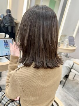 ウェイズトウキョウ 新宿店(Ways TOKYO) レイヤーボブ グレージュ 切りっぱなしボブ ショートヘア