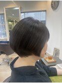 大人似合わせショートボブ