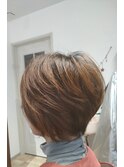 ショートボブ