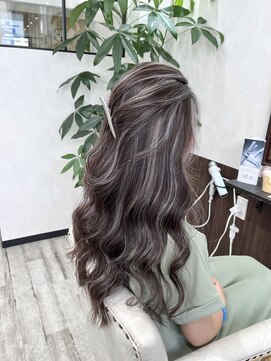 ベルヘアーデザイン 堺東(Belle hair Design) コントラストハイライト/ケアブリーチ/ハイライト/外国人風/堺東
