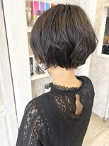 キャアリー(Caary)&nbsp;福山市Caary10代20代30代40代大人女子春ふんわりショートパーマ