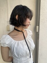 イエス(YES) ブルーブラック×レイヤーボブ