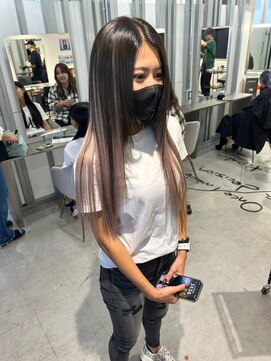 キング 心斎橋店(K!ng) ハイライトカラーミルクティーベージュレイヤーカット