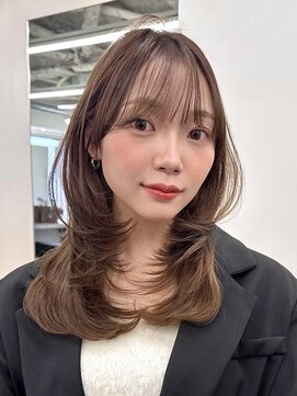 アビー(ABBEY3) レイヤーカットミディアムレイヤー顔まわり銀座ハイレイヤーボブ