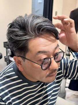 バース 梅田中崎町店(BIRTH) 50代40代白髪ぼかしシルバーメッシュバレイヤージュ