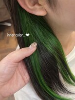 コンクス(CONKS) さりげないが可愛い。推し色インナーカラー
