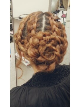 イッツヘアー(IT'S HAIR) フェミローズ