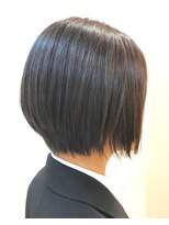 レンジシキチジョウジ (RENJISHI KICHIJOJI)&nbsp;横シルエットがキレイなナチュラルボブ【RENJISHI 】