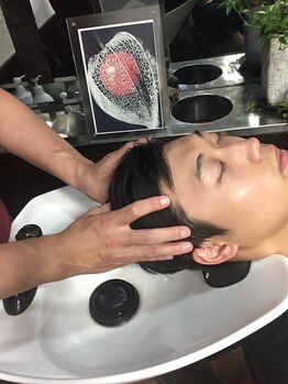 ヘアーメイクサロンアカイシ(hairmake salon AKAISHI)の写真/ヘッドスパメニューで頭皮をスッキリ、リラックスさせましょう！