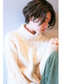 伸ばしかけ、前下がりセンターパートショート〈表参道/青山〉