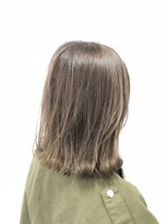 グロウウルマ(GLOW uruma) 切りっぱなしボブ