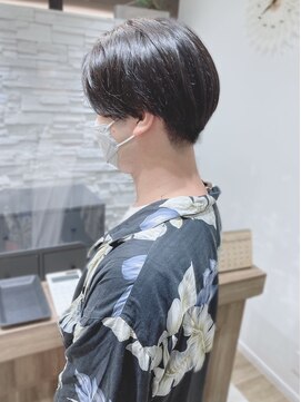 モリオフロムロンドン 松戸店(Morio from London) 【松戸 岩口】黒髪センターパートマッシュショート
