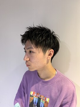 フランクスバーバーザスタンド(Frank’s barber the stand) スペインカール/スパイキーショート/フェザーパーマ/飯田橋トF