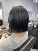 秋のイメチェン 外ハネ切りっぱなしボブ