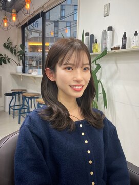 アイズ 横浜(IS) 横浜/ミディアムヘア/顔周りカット