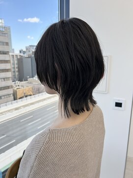 ビューナゴヤ 名駅(VIEW NAGOYA) フェミニンロング/メルティカラー/似合わせカット/ウルフカット