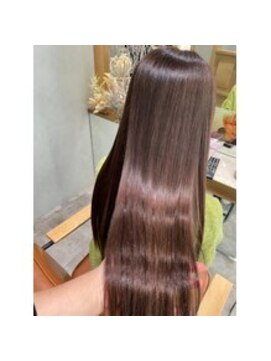 オレロ 国立(olelo) 暗めカラー/グランマッシュ/デザインカラー/フェザーパーマ/国立