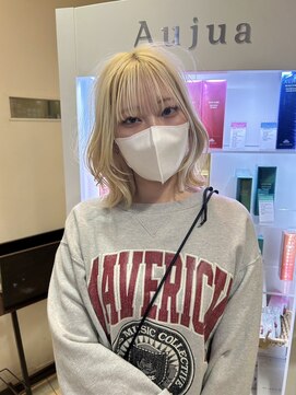 ソワンドゥ ブレス カルム 西中島店(soin de brace calme) 抜きっぱなしブロンド×似合わせカット