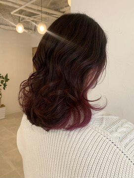 リリィ ヘアデザイン(LiLy hair design) 【minami】インナーカラー／ピンクバイオレット