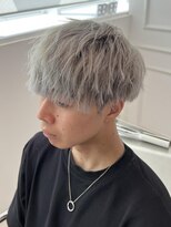 ヘアーアンドメイク ニューヨークニューヨーク 姫路店(Hair&Make NYNY) ホワイトマッシュ 刈り上げマッシュヘア