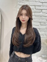 シルクレイ 高田馬場(Silk-lei)&nbsp;レイヤーカット 韓国ヘア 小顔 顔周り イメチェン 似合わせ 前髪