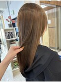 ブラウンベージュ