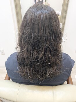 ミミ(MIMI)の写真/頑張りすぎない、おしゃれな抜け感パーマ♪