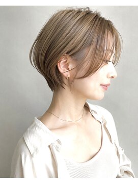 ウィールール 栄町店(WE RULE) 30代40代人気 耳掛け丸みショートボブ×ミルクティーベージュ