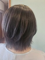ティーグロス(T+gloss) 丸みと軽さを楽しむ、大人レイヤーボブ