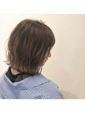 ヘアケアカルネ(HAIR CARE CARUNE) ☆ハイライト外ハネスタイル☆