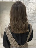 ブリーチなしで赤みを落とす☆大人の明るめグレージュカラー