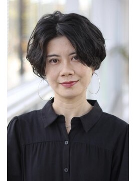 ミスエッセンス(MISS ESSENCE) ウェービーな大人ショート/ミスエッセンス竹下