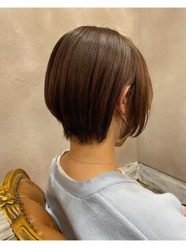 エトランジェ(Etrange) くびれショート/収まるショート