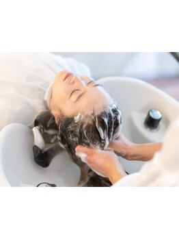 頭皮改善/日頃の疲労回復にも＊いつものメニューに+aでご褒美timeを!【髪質改善/酸性ストレート/武蔵小杉】