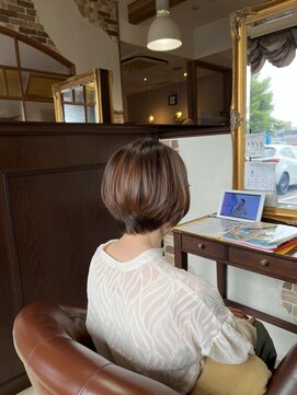 アドラーブル 女池店(adorable) 【マッシュショート】【酸熱トリートメント】【30代40代】