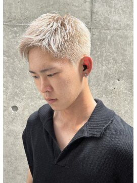 レフ(LEF) ホワイトブロンド/ケアブリーチ/ダブルカラー/葛谷 英司