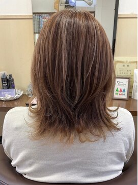 コアフィールフィス(COIFFURE fils) ウルフミディ ハイライトカラー ベージュカラー